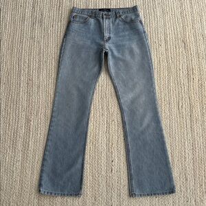 Upgrade your wardrobe! Vintage Earl Jeans. Light wash, Women’s, Size 30.